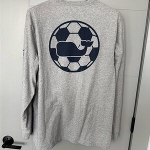 Men’s VINEYARD VINES long sleeve soccer shirt.